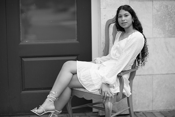 Samia-270-Edit